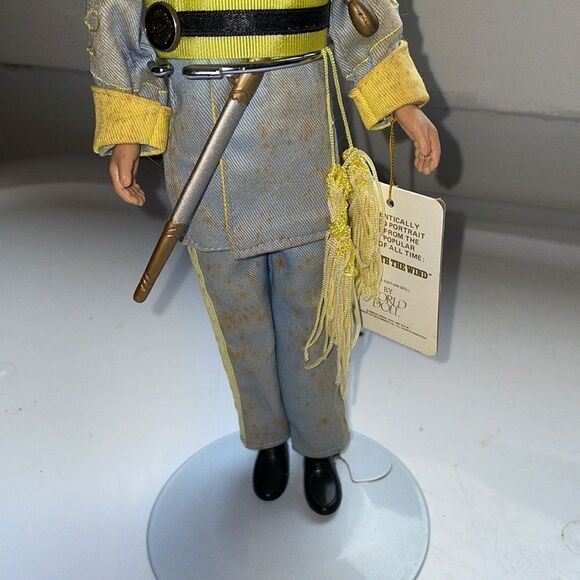 Vintage 1989 World Doll Gone With The Wind Ashley Wilkes doll on stand - Picture 3 of 8